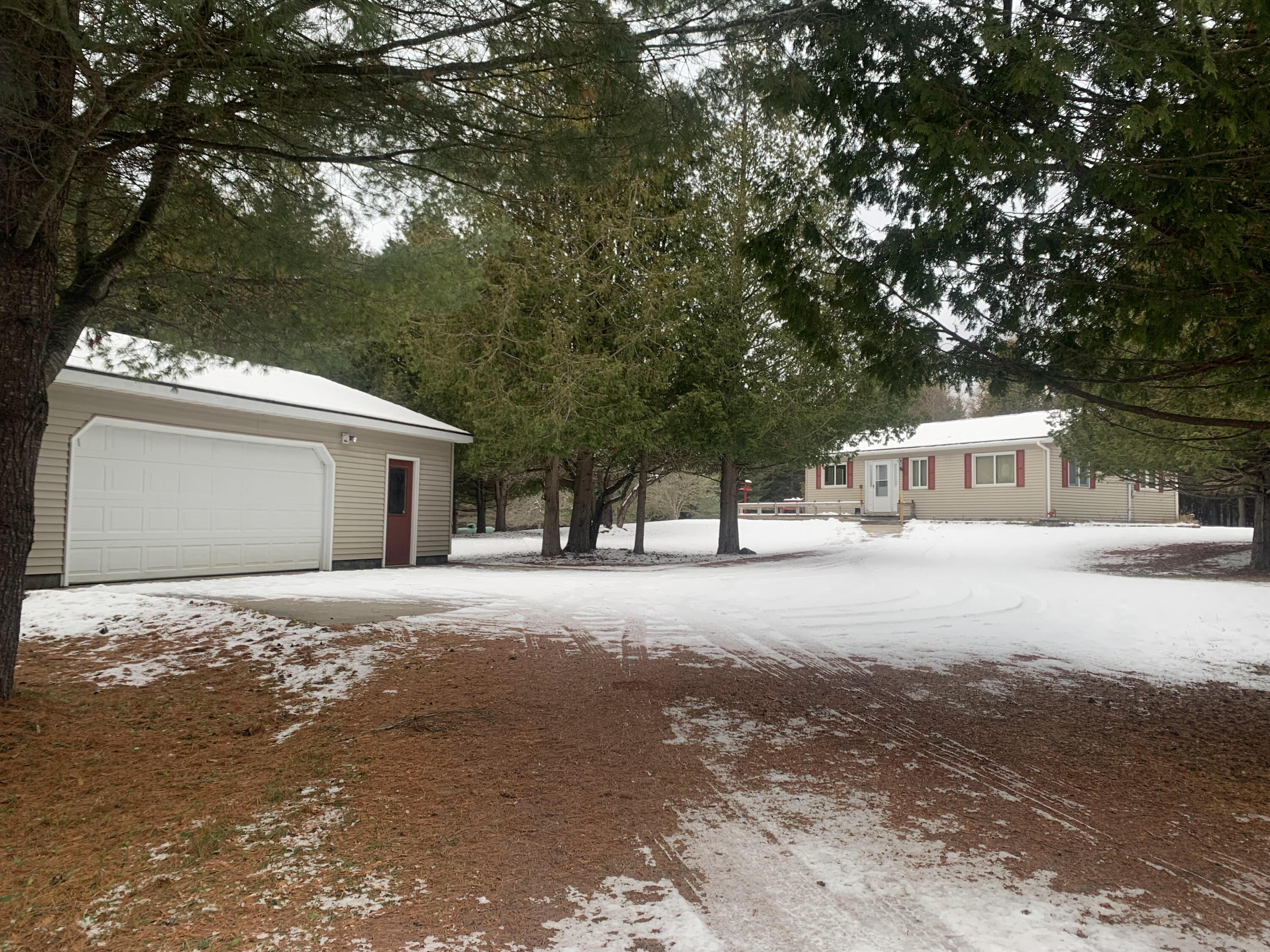 4194 Gorman Road St. Ignace, MI 49781 - Photo 50 of 58 Gallery Image 50