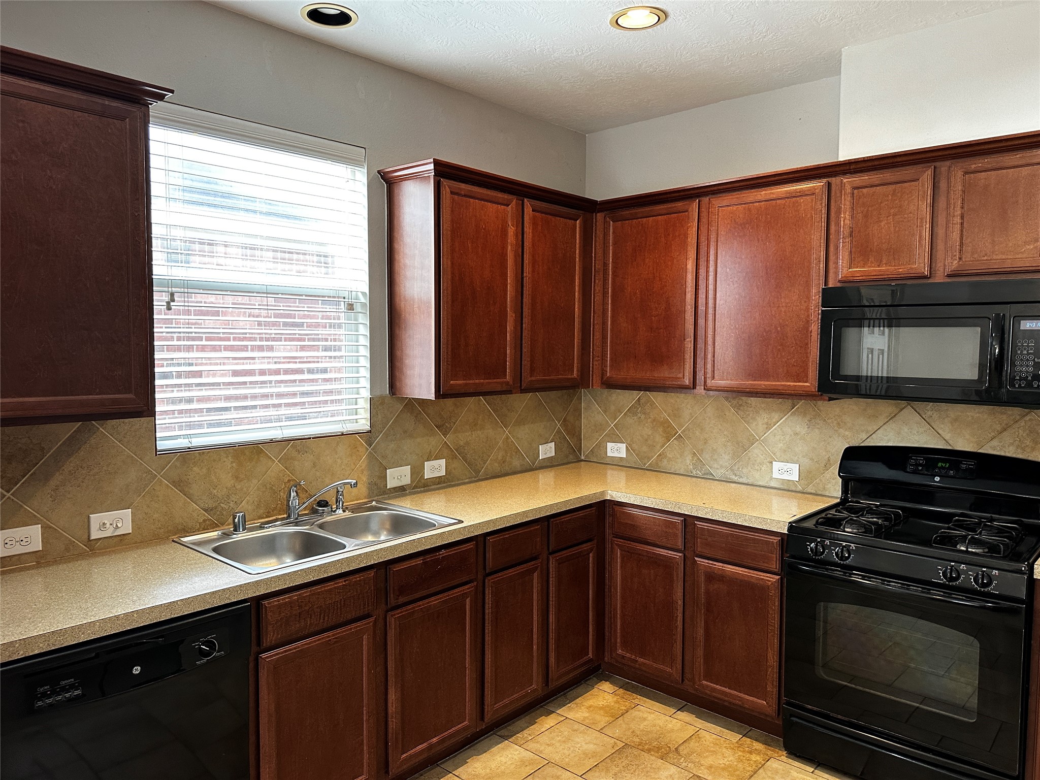 25110 Ginger Ranch Drive Katy, TX 77494 - Photo 5 of 27