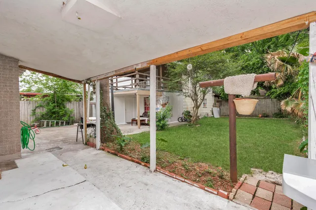 $490,000 | 8209 Howard Drive, Houston, TX 77017