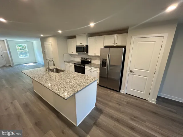 $2,800 | 23052 Wetstone Lane, Unit C, California, MD 20619