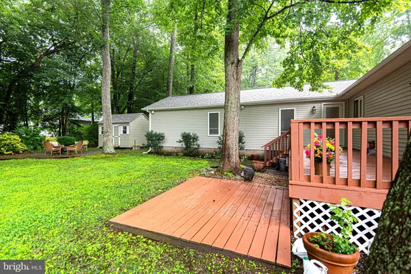 a view of outdoor space yard and deck
