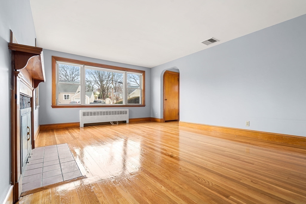 71 Range Heights Road Lynn, MA 01904 - Photo 15 of 37 Gallery Image 15