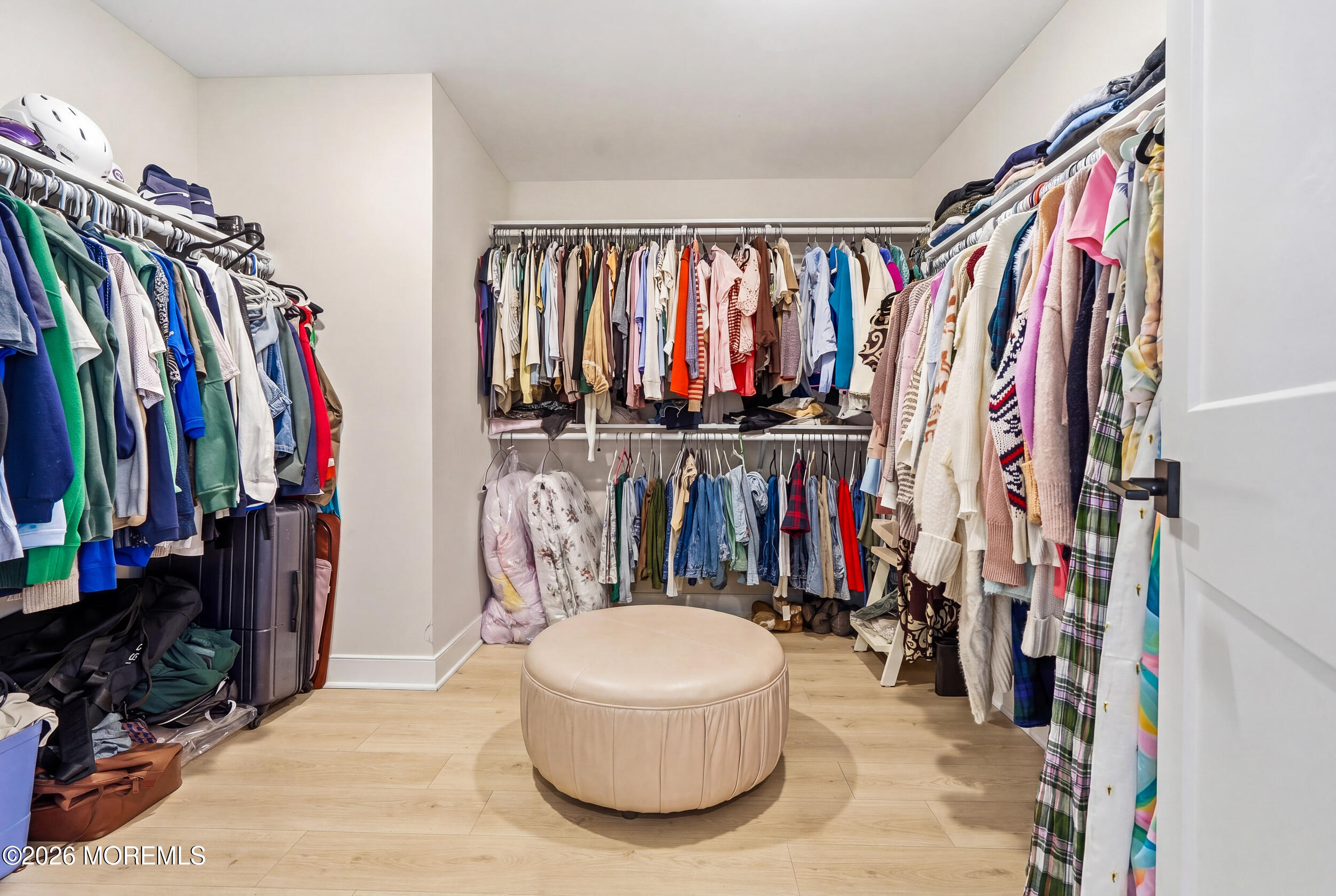 3003 Quail Rdg Boulevard Farmingdale, NJ 07727 - Photo 13 of 40 Primary walk-in closet