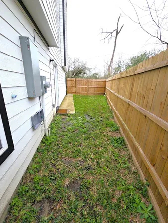 $1,850 | 4626 Shreveport Boulevard, Unit B, Houston, TX 77028