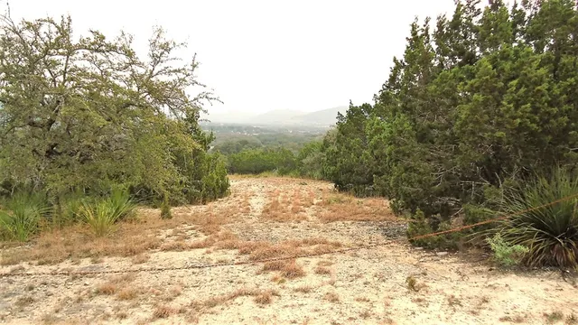 $89,900 | 137 Middle Road, Rio Frio, TX 78879