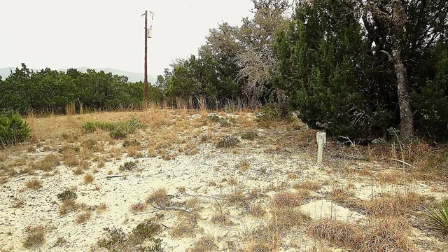 $89,900 | 137 Middle Road, Rio Frio, TX 78879