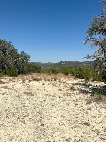 $89,900 | 137 Middle Road, Rio Frio, TX 78879