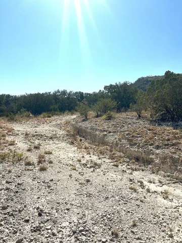 $89,900 | 137 Middle Road, Rio Frio, TX 78879