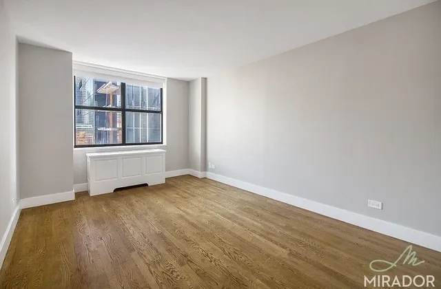 $5,750 | 330 East 39th Street, Unit 25L | Murray Hill