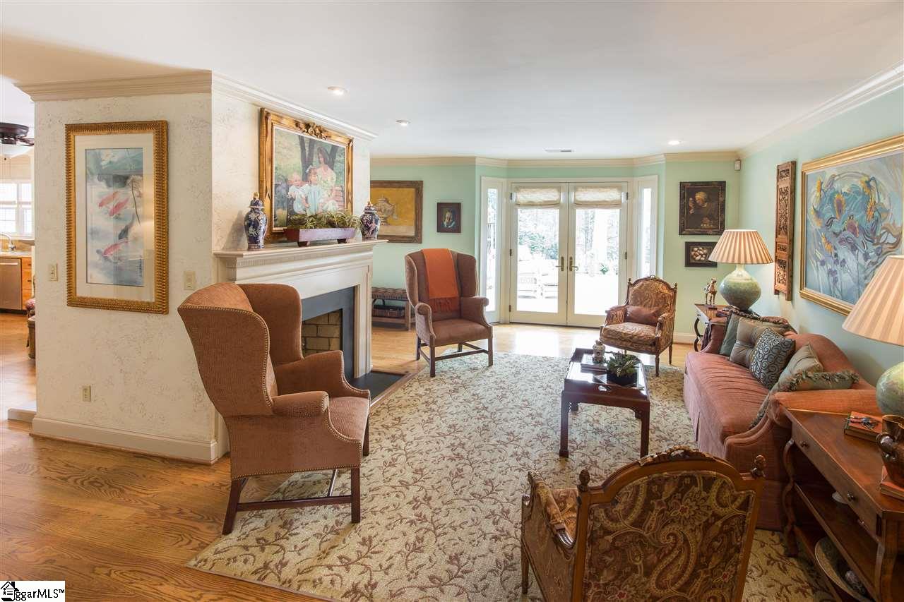 106 Fontaine Road Greenville, SC 29607 - Photo 8 of 36