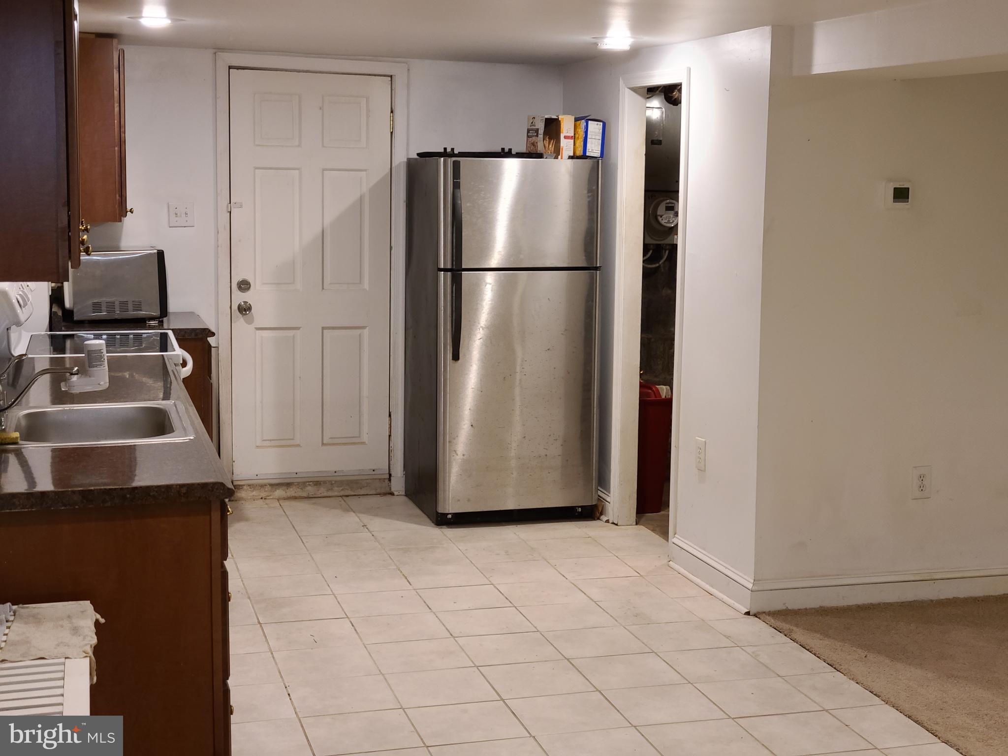 243 Mallow Hill Road Baltimore, MD 21229 - Photo 8 of 17 Lower Level Kitchen