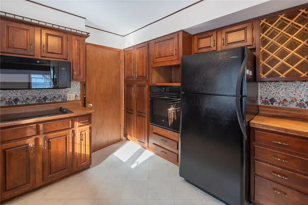 $2,100 | 52856 State Highway, Denver, NY 12421