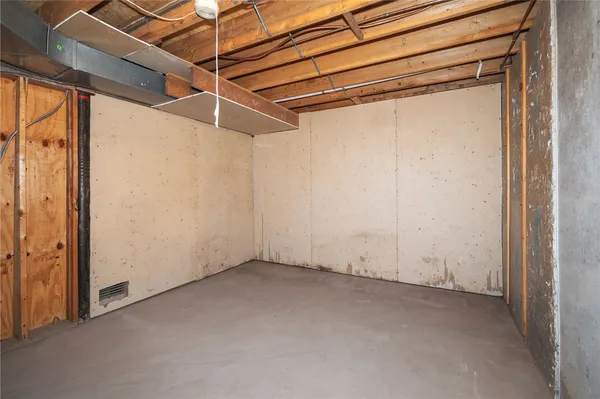 $2,100 | 52856 State Highway, Denver, NY 12421