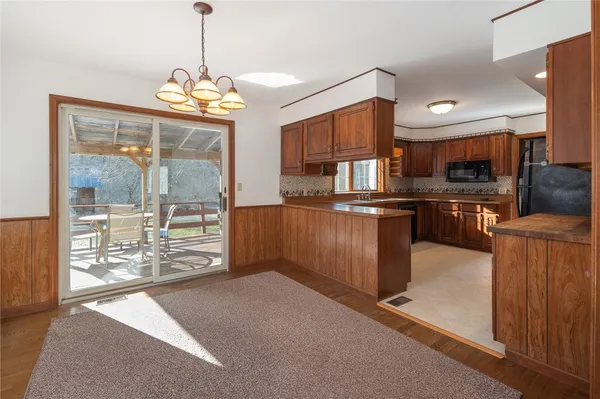 $2,100 | 52856 State Highway, Denver, NY 12421