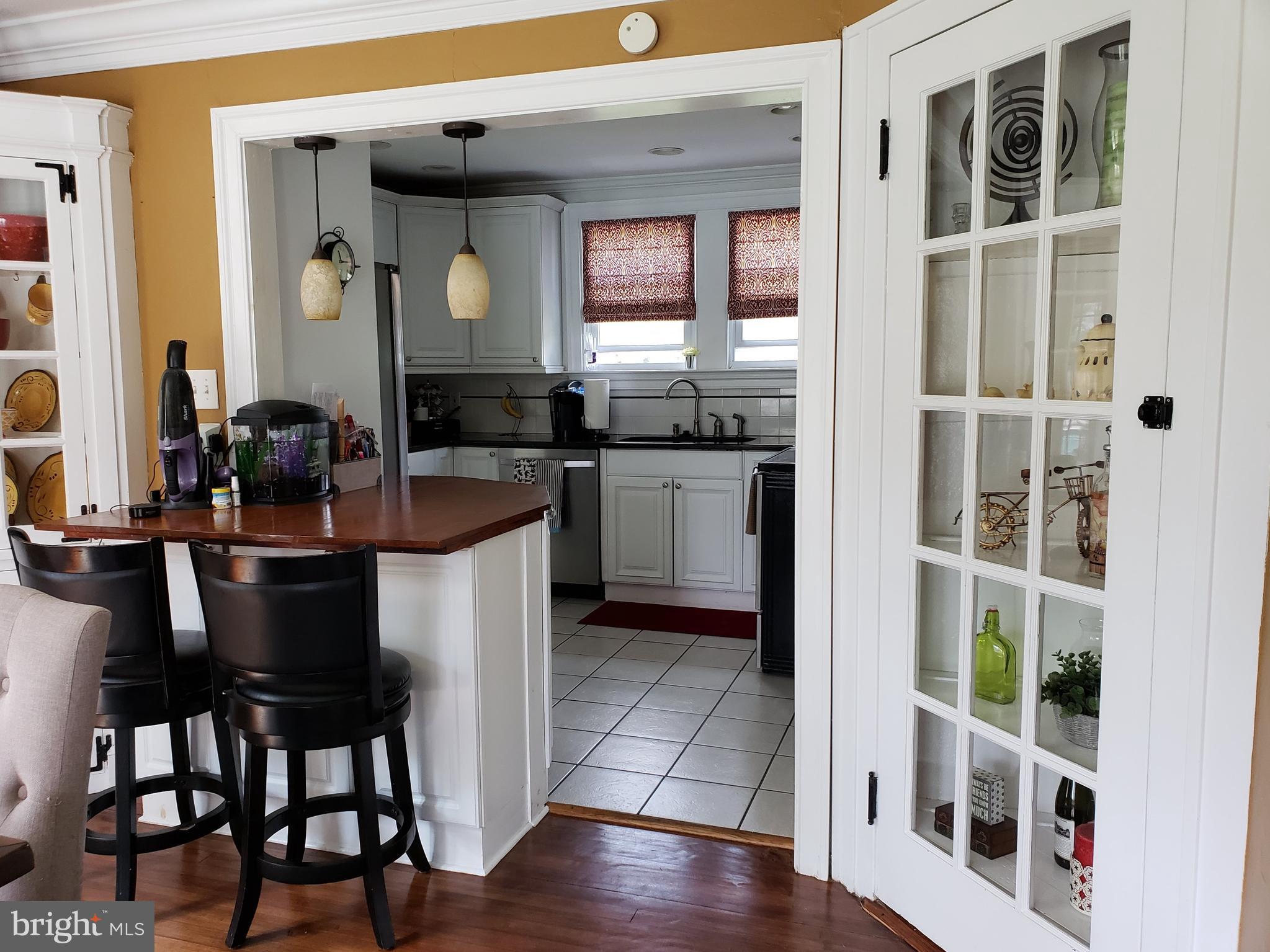 32 Childs Road Elkton, MD 21921 - Photo 5 of 25 Kitchen Island