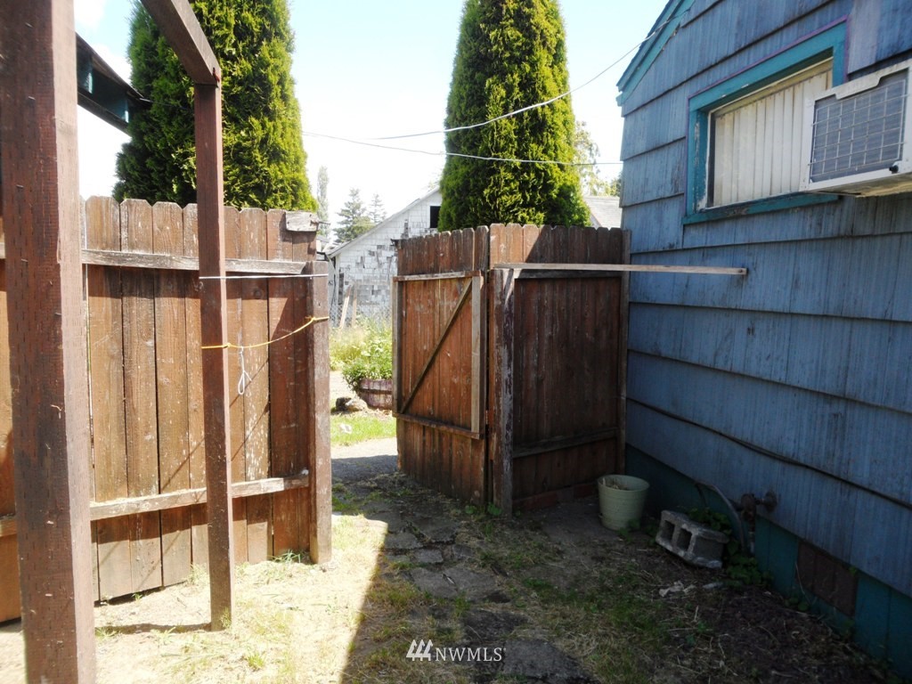 214 E Street Cosmopolis, WA 98537 - Photo 20 of 23 Gallery Image 20