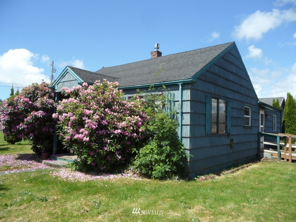 214 E Street Cosmopolis, WA 98537 - Photo 3 of 23 Gallery Image 3