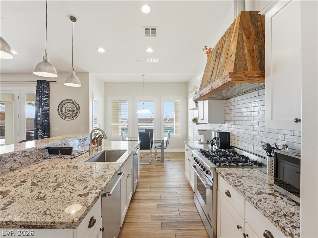 428 Emily Crossing Court Henderson, NV 89015 - Photo 11 of 60