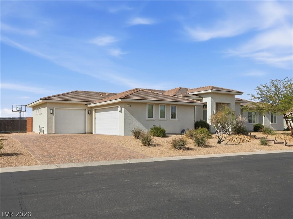 428 Emily Crossing Court Henderson, NV 89015 - Photo 5 of 60