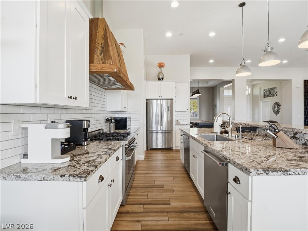 428 Emily Crossing Court Henderson, NV 89015 - Photo 10 of 60