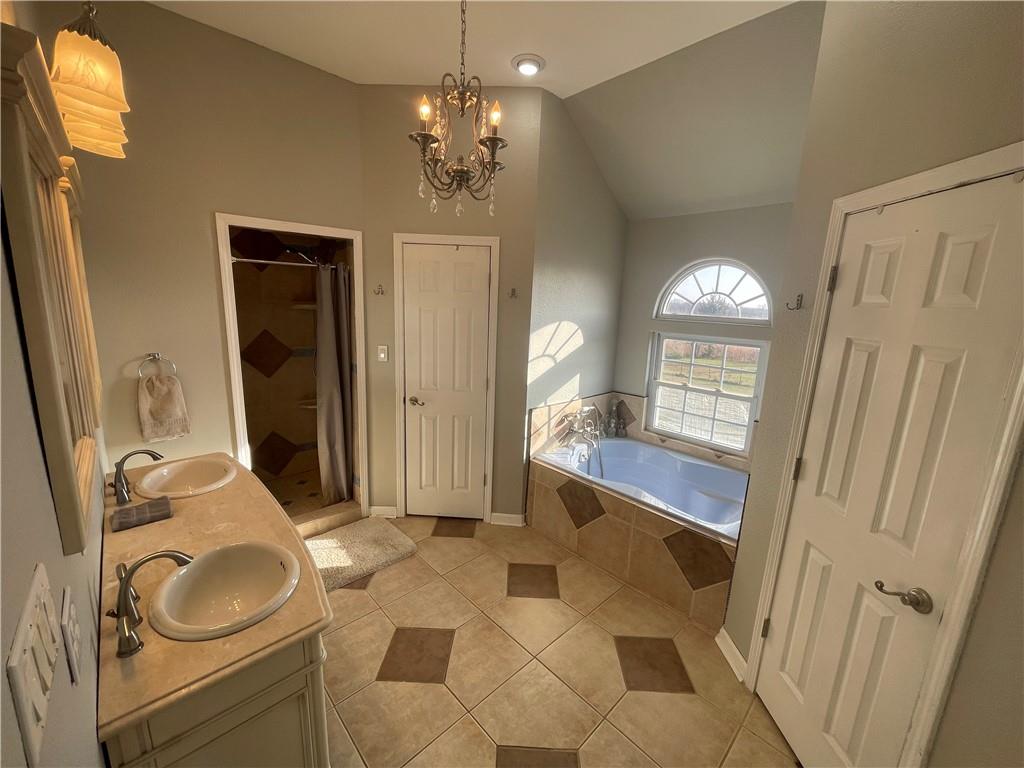 1006 445 Road Centerview, MO 64019 - Photo 39 of 62