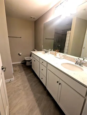 $6,000 | 17626 Gawthrop Drive, Unit 201, Bradenton, FL 34211