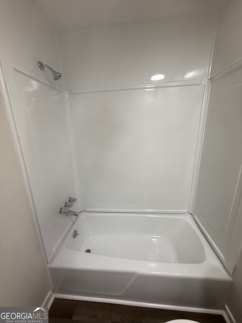 224 Twiggs Corners Peachtree City, GA 30269 - Photo 14 of 28 a bathroom with a bathtub