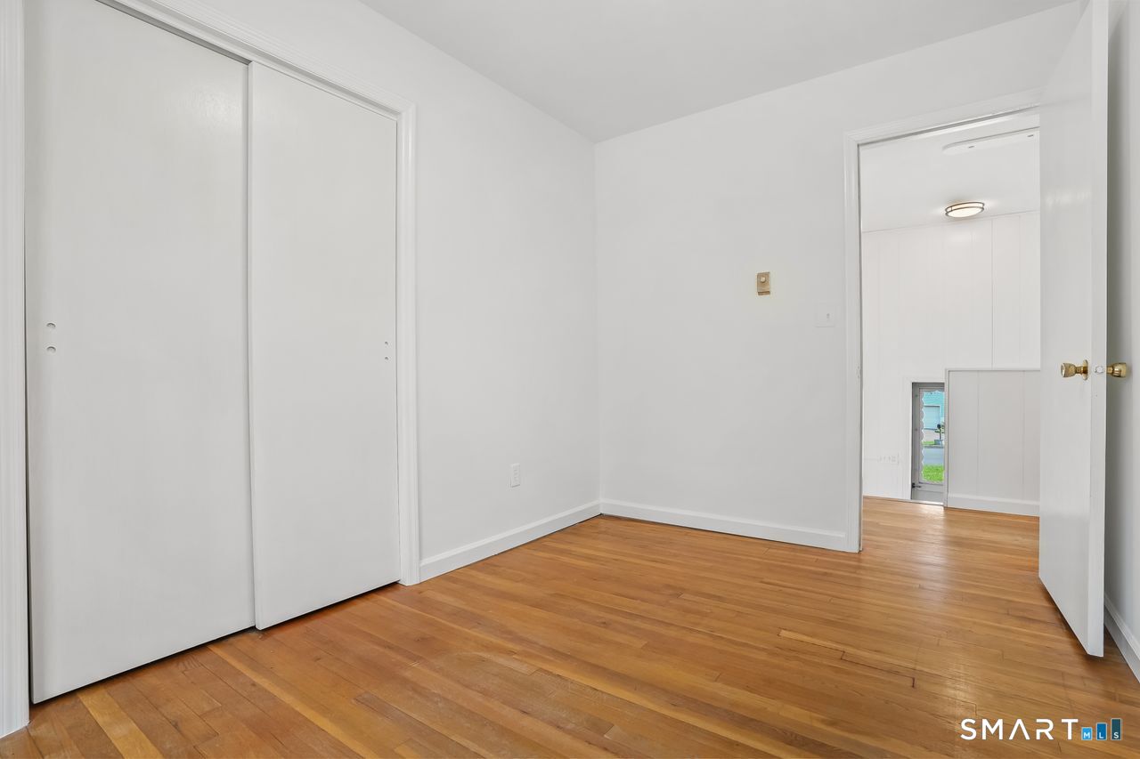 5 Kingswood Road Danbury, CT 06811 - Photo 12 of 36