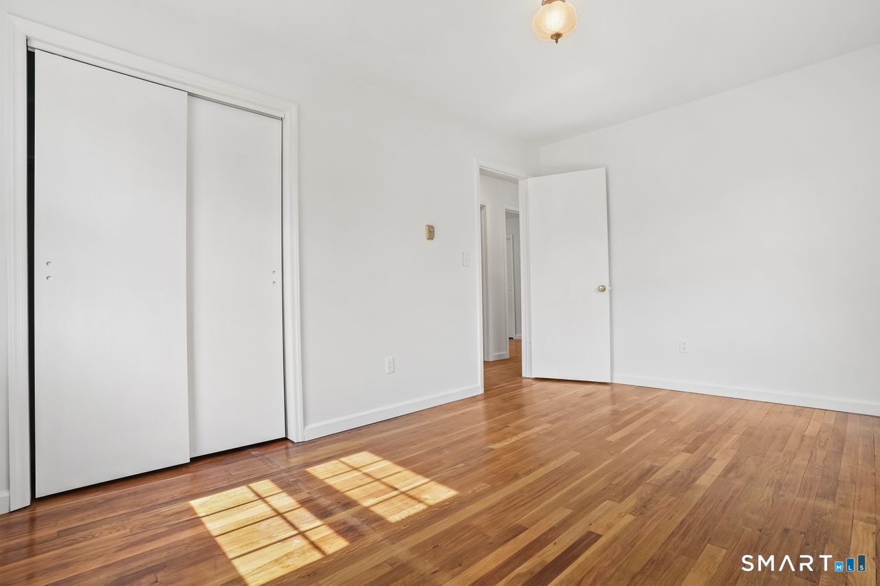 5 Kingswood Road Danbury, CT 06811 - Photo 20 of 36