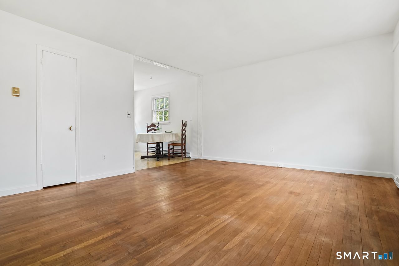 5 Kingswood Road Danbury, CT 06811 - Photo 10 of 36