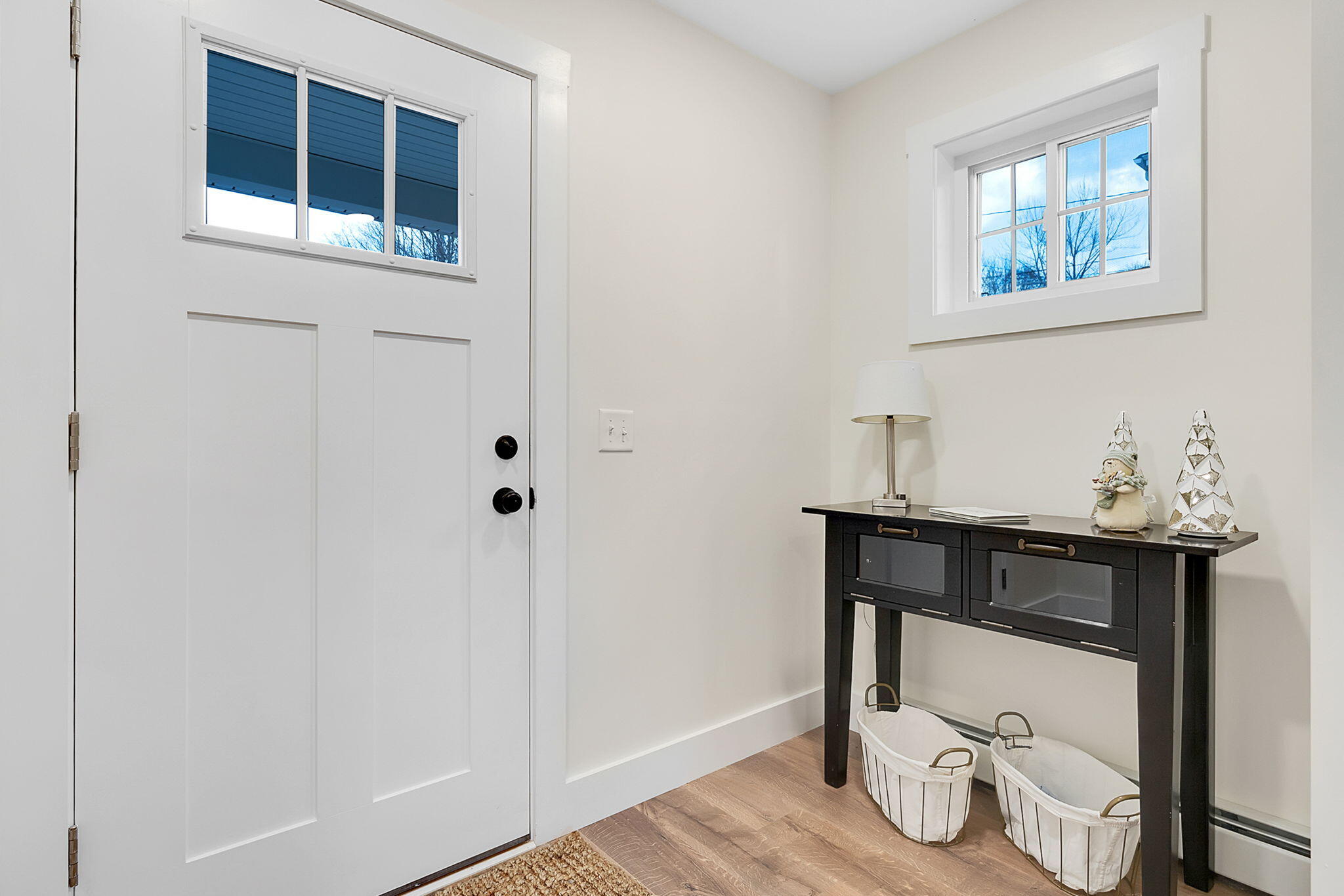 70 High Street Windham, ME 04062 - Photo 2 of 33 70High-28