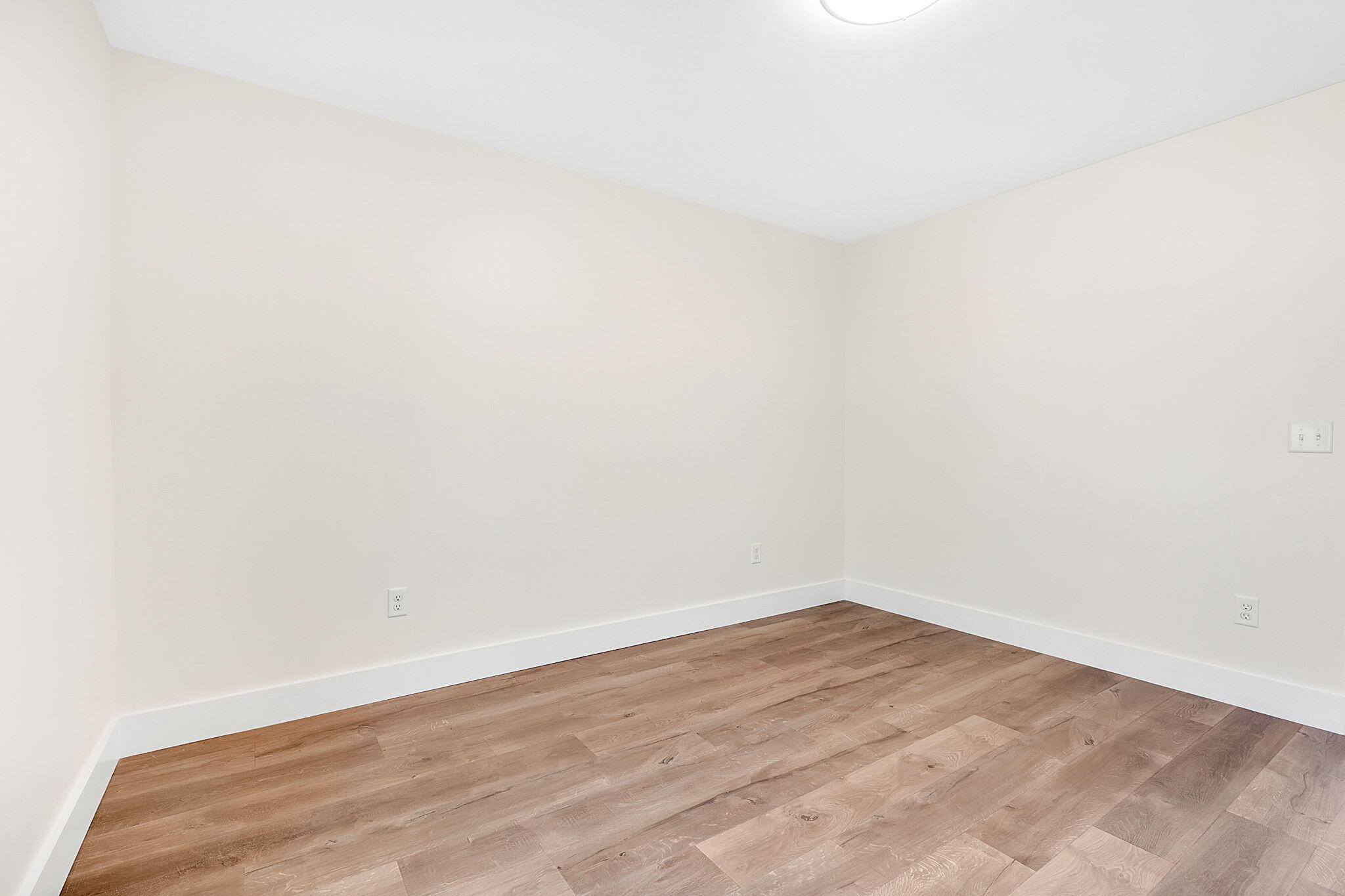 70 High Street Windham, ME 04062 - Photo 26 of 33 70High-5