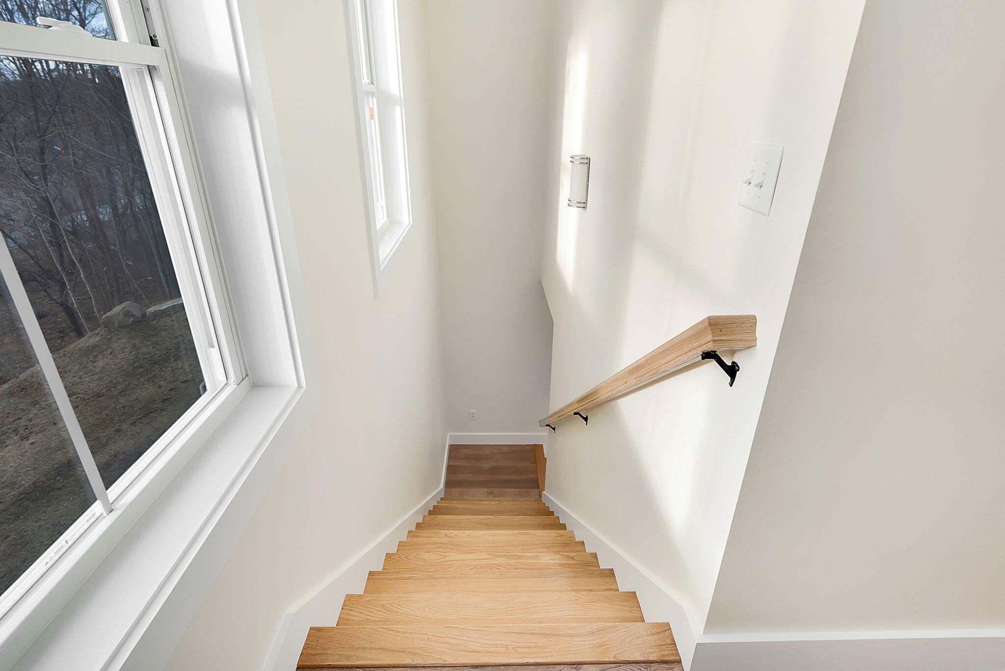 70 High Street Windham, ME 04062 - Photo 28 of 33 70High-9