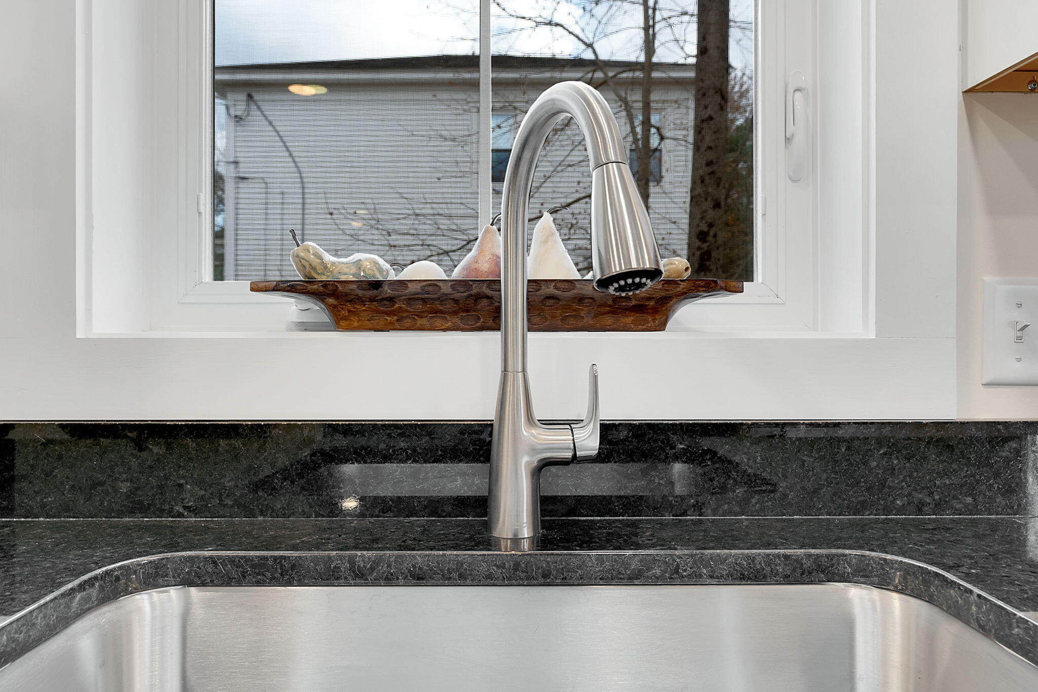 70 High Street Windham, ME 04062 - Photo 9 of 33 70High-29