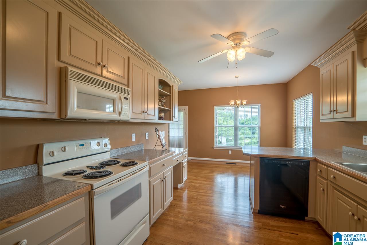136 Camden Way Warrior, AL 35180 - Photo 6 of 36