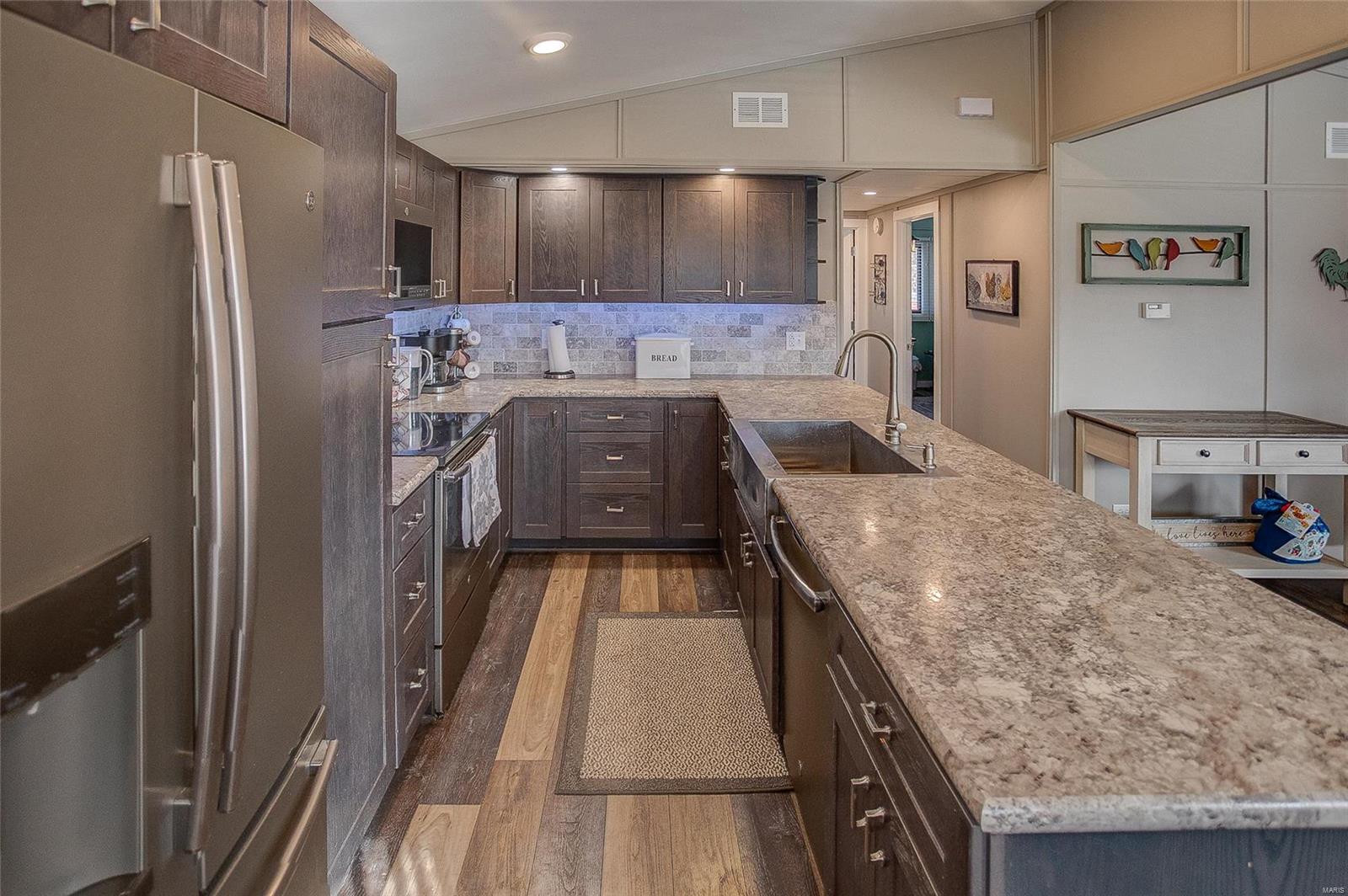 2819 Ranch Trail Road Waterloo, IL 62298 - Photo 13 of 43