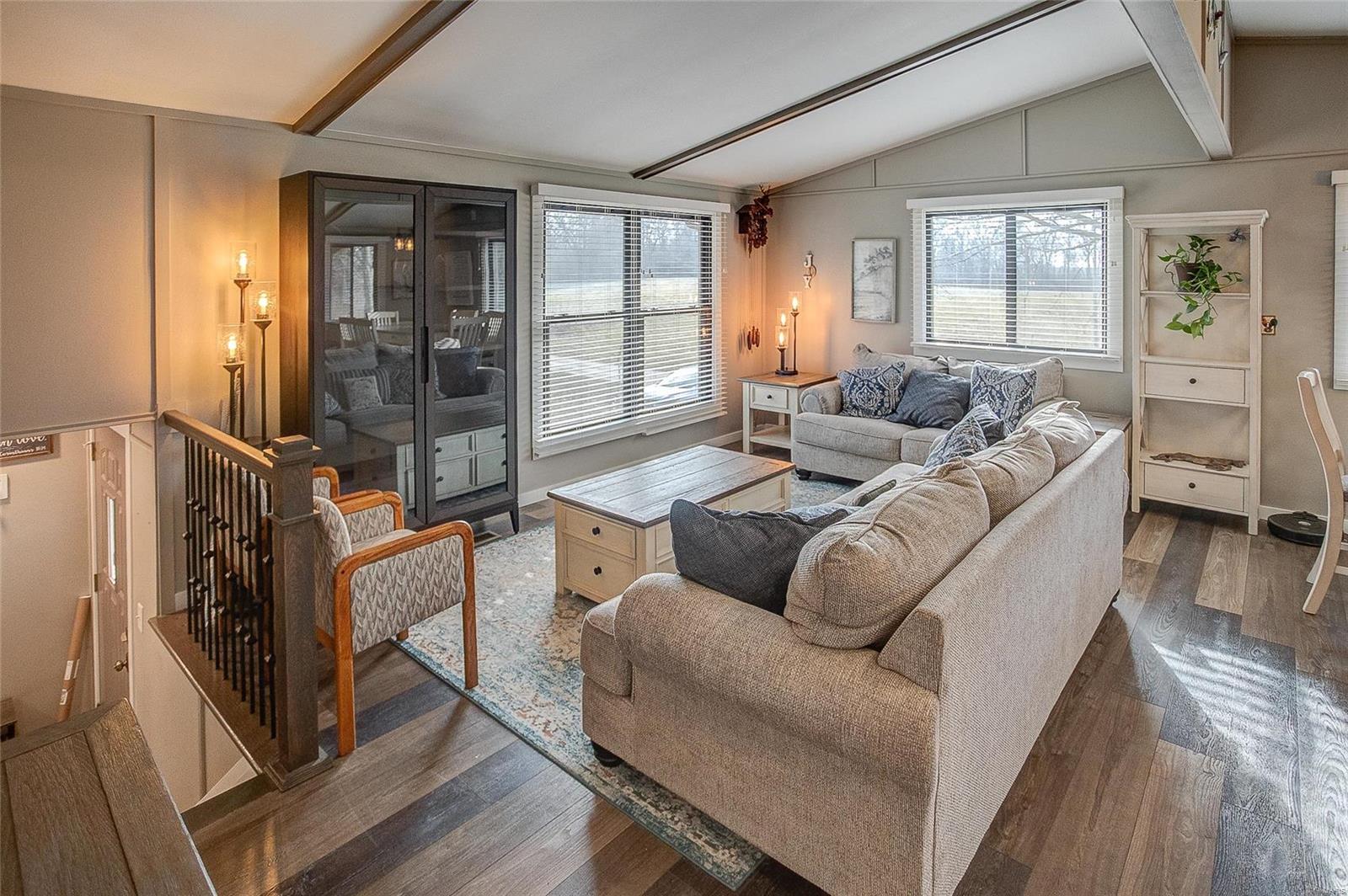 2819 Ranch Trail Road Waterloo, IL 62298 - Photo 7 of 43