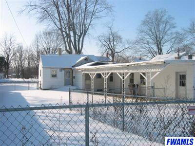 411 East Main Street Butler, IN 46721 - Photo 3 of 15