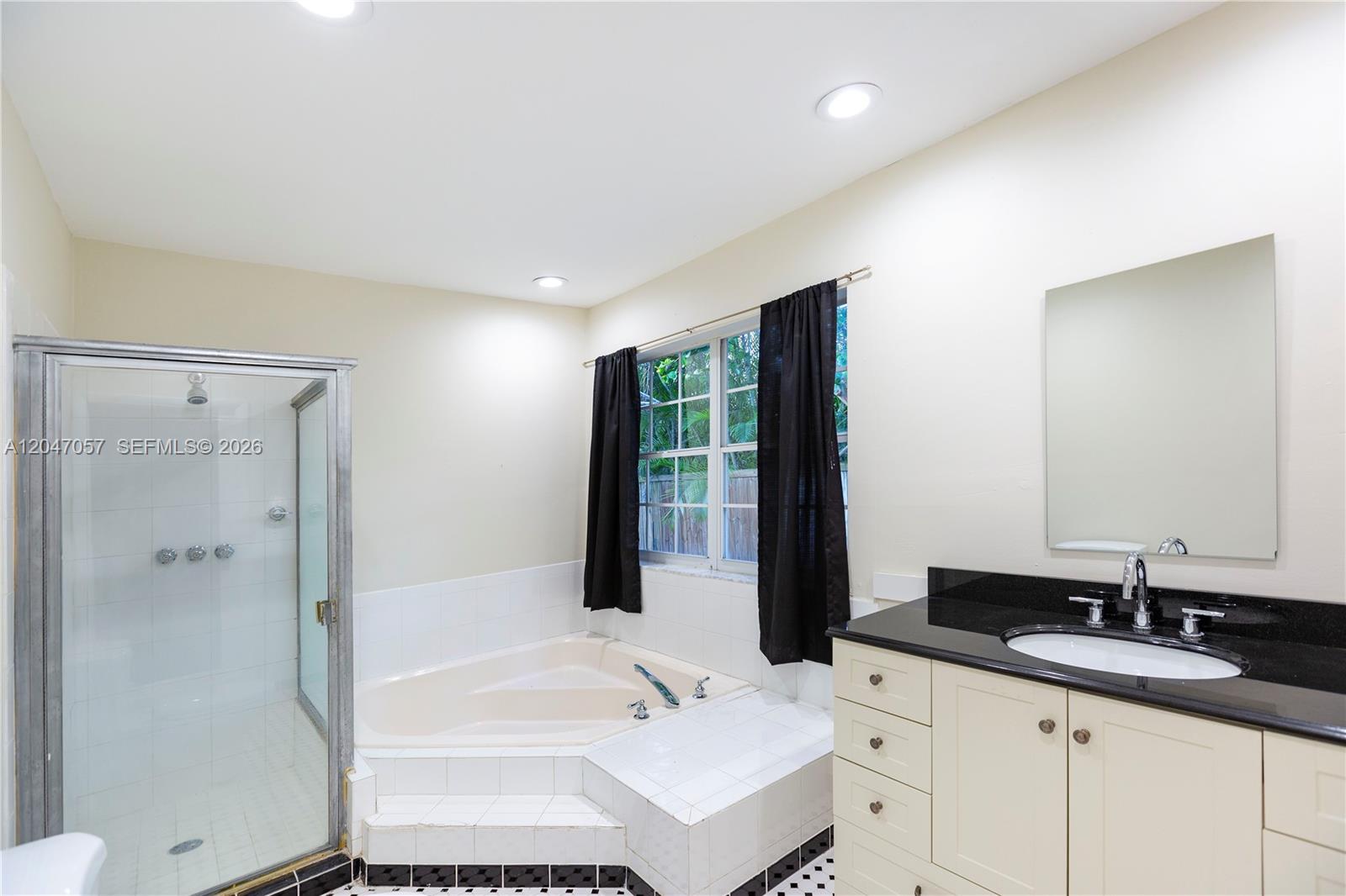 5451 Southwest 80th Street Miami, FL 33143 - Photo 20 of 39