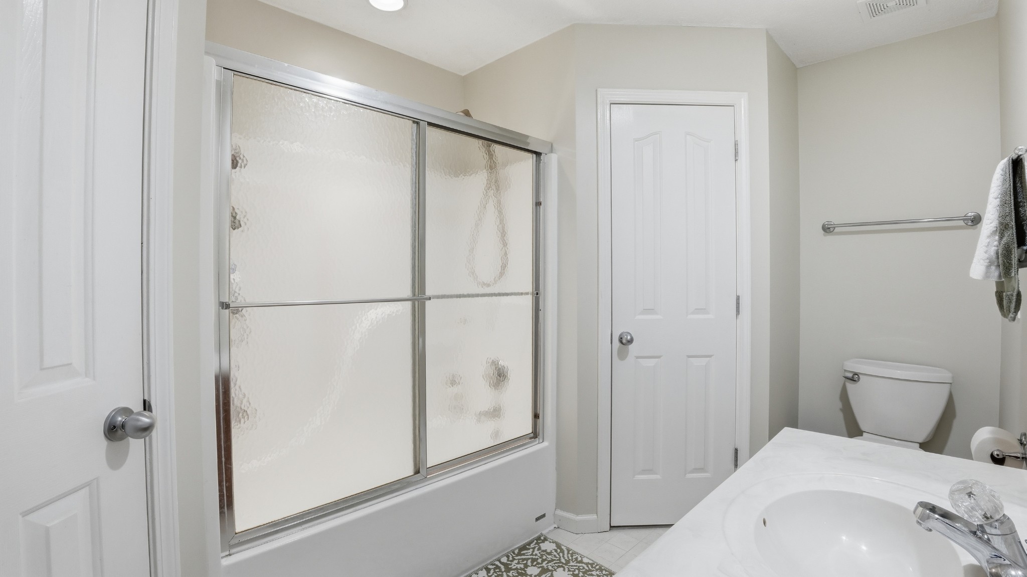 2877 Sixteenth Model Road Manchester, TN 37355 - Photo 27 of 38 a bathroom with a shower and a sink