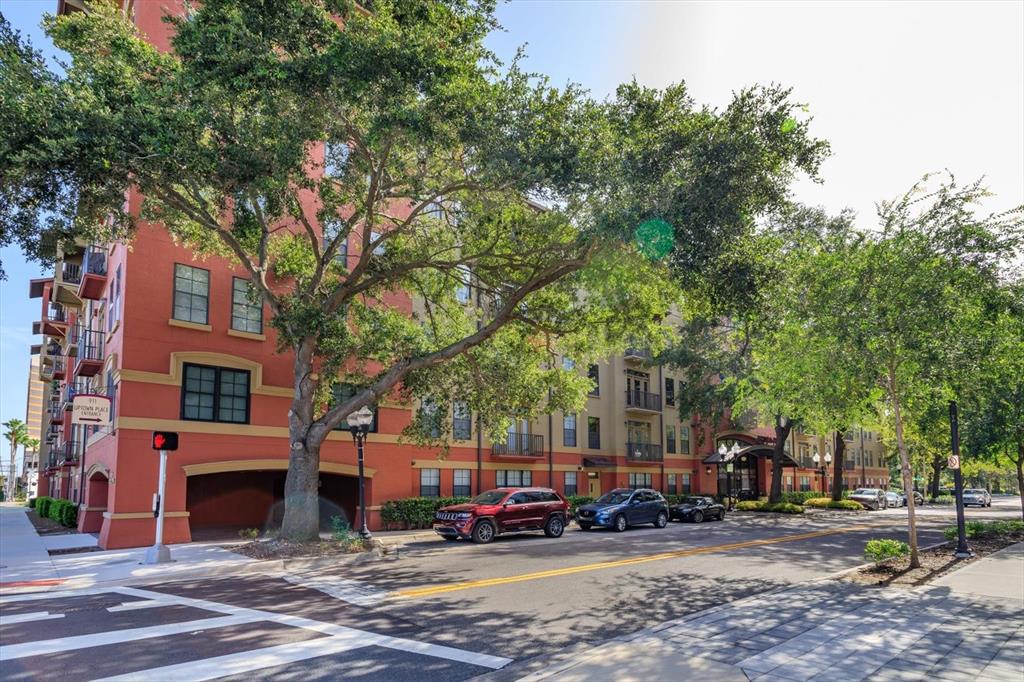 911 North Orange Ave Unit 548