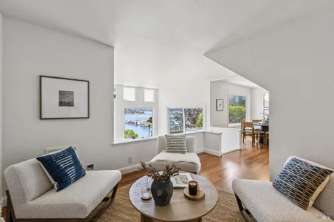 $1,300,000 | 220 Donahue Street, Sausalito, CA 94965