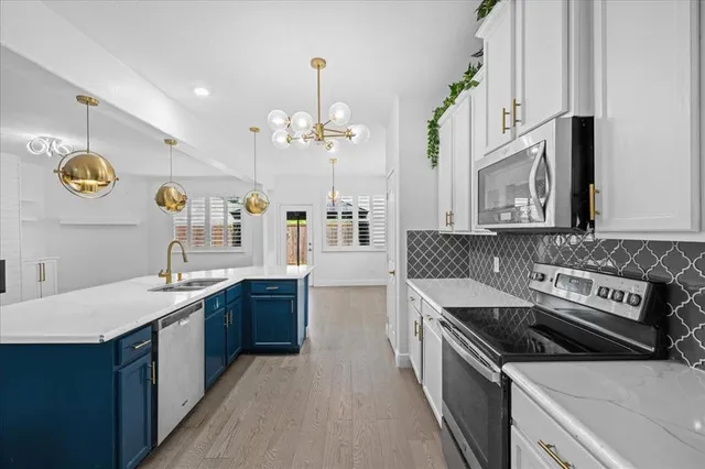 $3,000 | 1223 Mallard Creek Drive, Aubrey, TX 76227