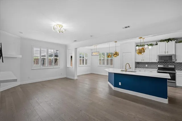 $3,000 | 1223 Mallard Creek Drive, Aubrey, TX 76227