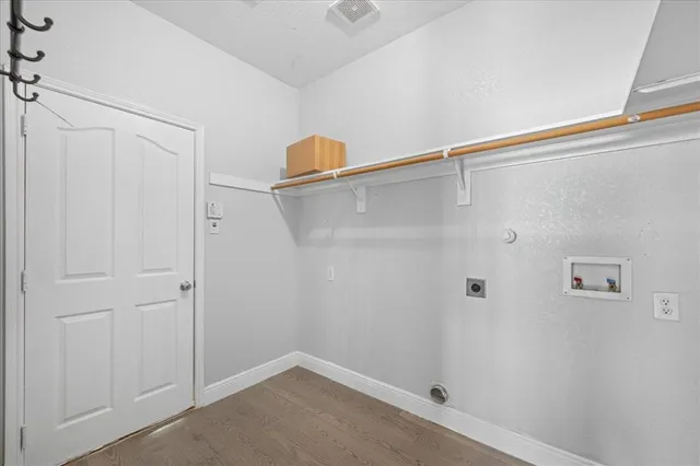 $3,000 | 1223 Mallard Creek Drive, Aubrey, TX 76227