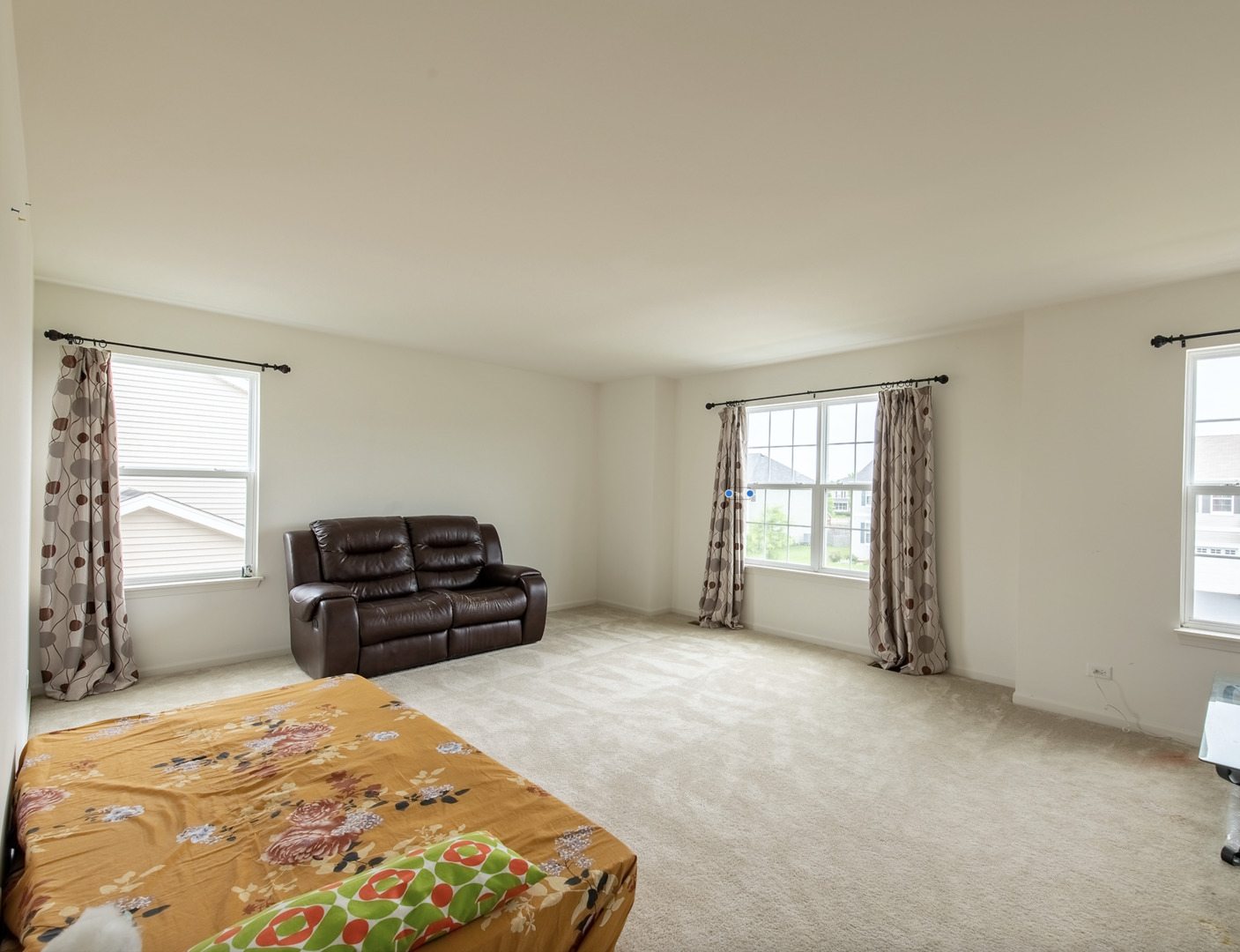 2692 Reedgrass Way Wauconda, IL 60084 - Photo 12 of 22 a bedroom with a bed and a window