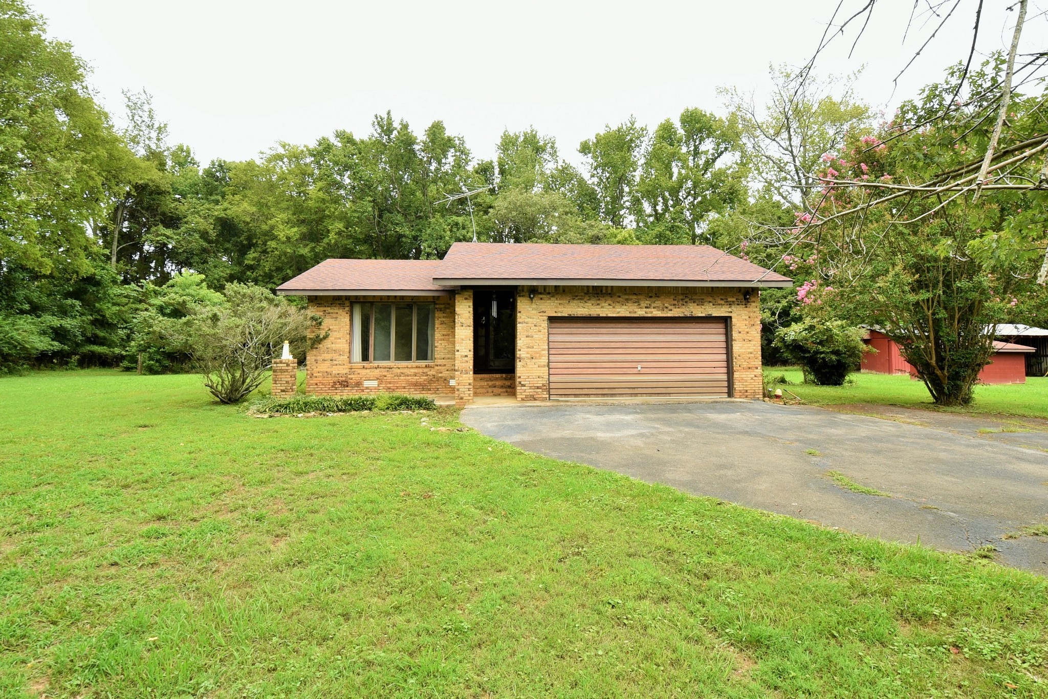 4970 Greenhaw Road Decherd, TN 37324 - Photo 2 of 34 Gallery Image 2