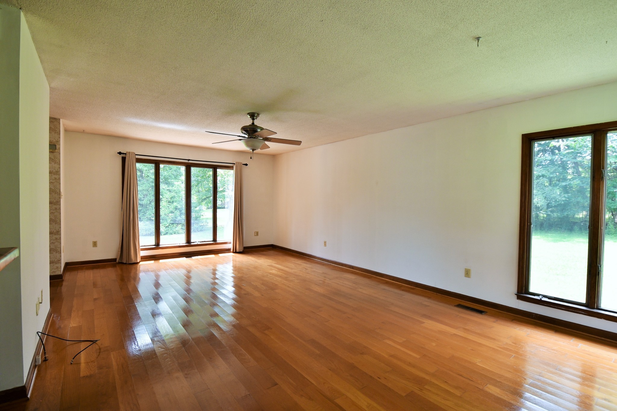 4970 Greenhaw Road Decherd, TN 37324 - Photo 10 of 34 Gallery Image 10