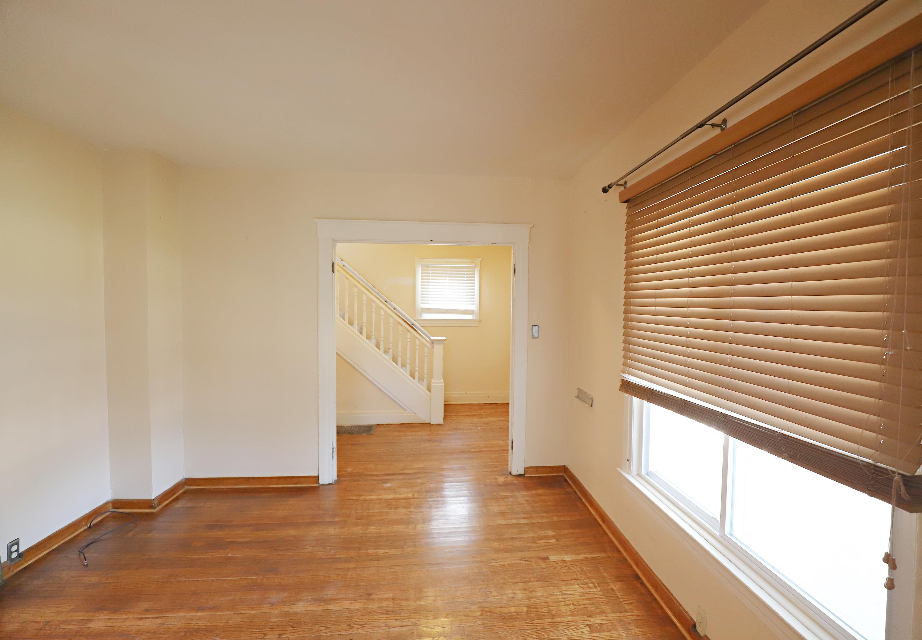 822 East 8th Street Flint, MI 48503 - Photo 9 of 23