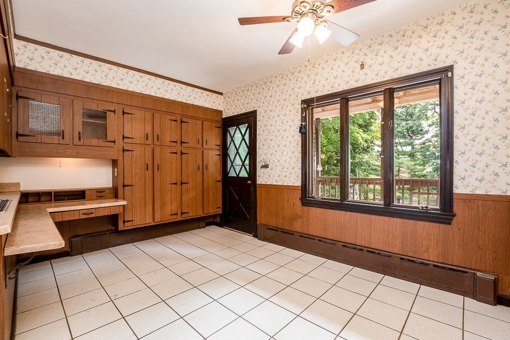 16 Lindale Avenue Dedham, MA 02026 - Photo 17 of 42